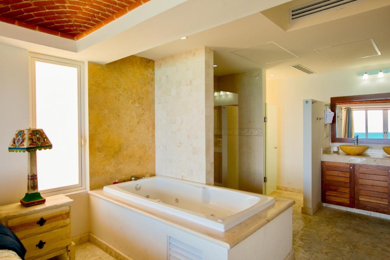 Joe'S Condo At Isla 33 Исла Мухерес Екстериор снимка